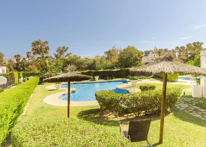 Full With Private Pool Appartement