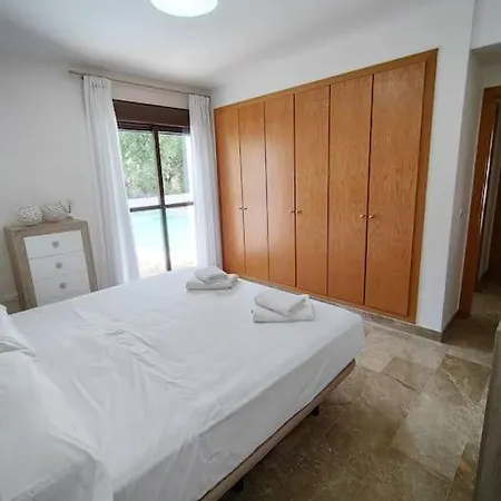 아파트 Full With Private Pool