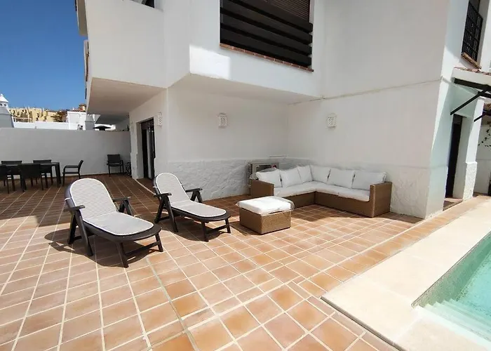 Full With Private Pool * エステポナ