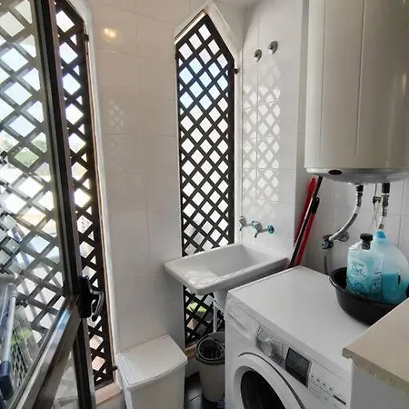 Full With Private Pool דירה *